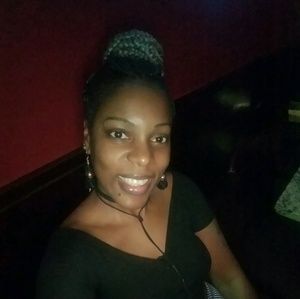 Meet your Posher, Shanette